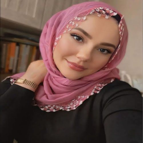 Serinhisar Sakso Uzmanı Bayan Escort Bayan Alvira